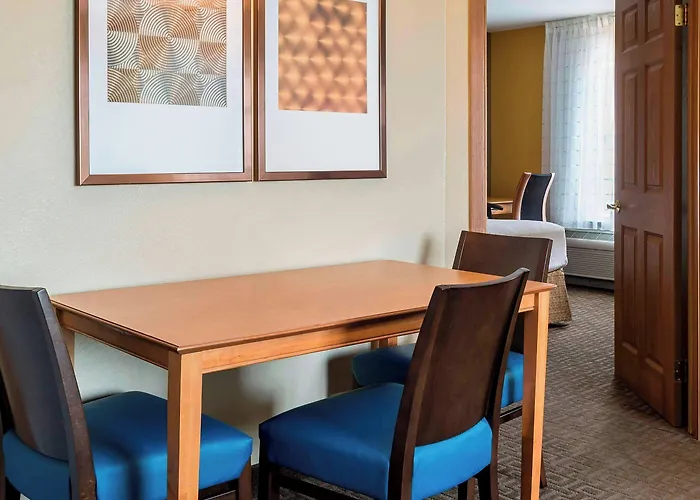 Towneplace North Hotel