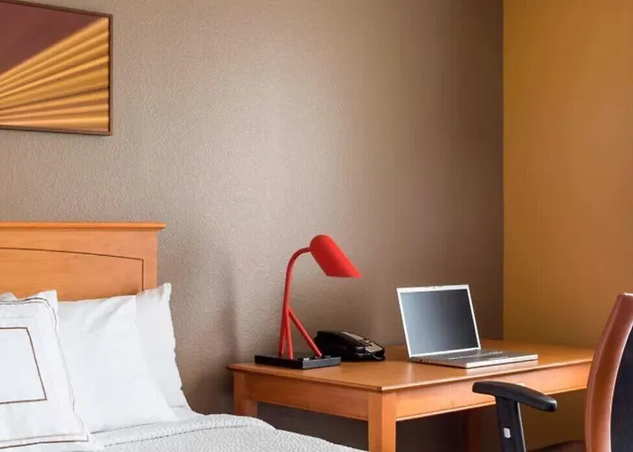 Towneplace North Hotel