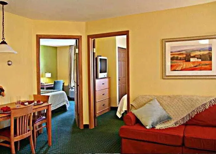 Towneplace North Hotel 3*