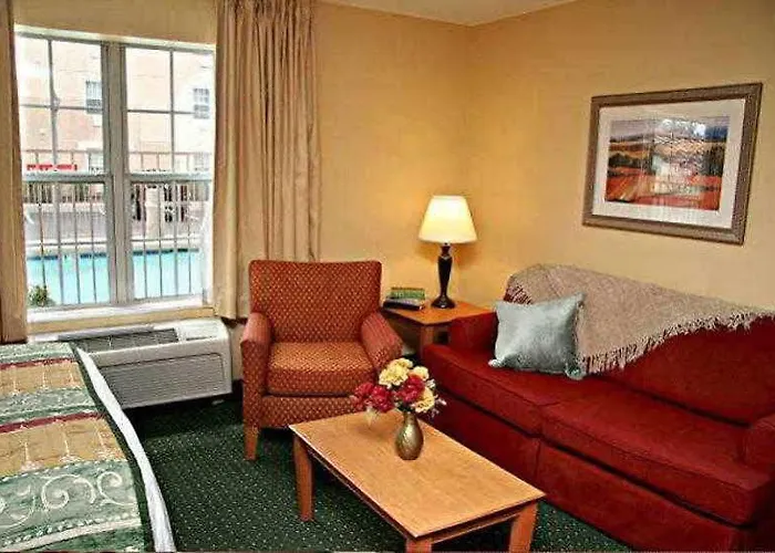 Towneplace North Hotel 3*